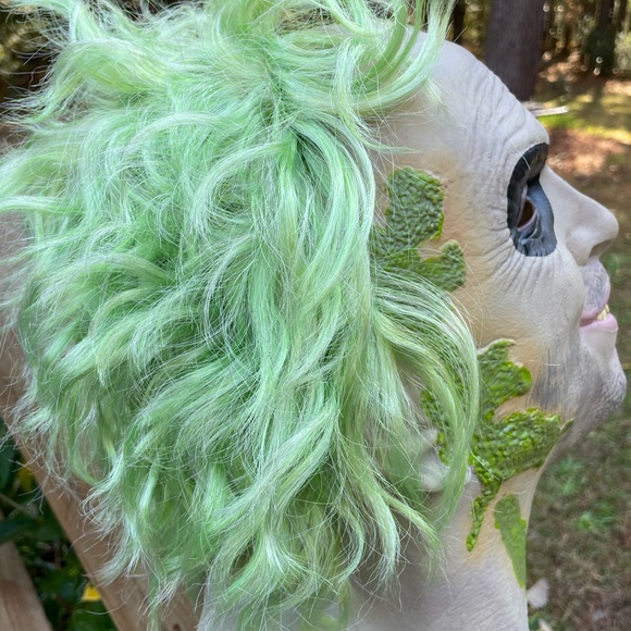 Beetlegeuse Head Mask. Wear for Halloween, A party, Masquerade Ball, Dress up. - Picture 7 of 8